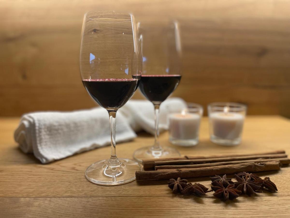 Agriturismo Speziale Wine Resort Verduno Екстер'єр фото